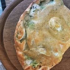 Calzone By Chef Bibou Calzone Pizza Epinard Mozza Mozarella Miam Instafood In 2020 Food Calzone Chef
