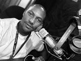 Life is Beautiful in BLACK & WHITE! Where are you listening from? 📻 🎧  Stream live