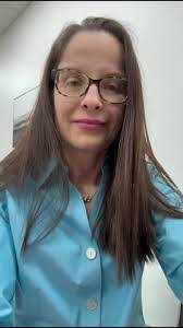 Marci Farrell's Instagram, Twitter & Facebook