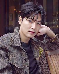 Lee minho stray kids lee know stray kids chris chan left and right handed kpop young boys lee min ho south korean boy band boy bands. 79 Lee Min Ho Phone Wallpapers Ideas Lee Min Ho Lee Min Lee
