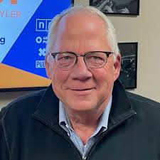 Stream UT Tyler Radio 99.7 FM