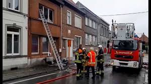Cela passe effectivement par une estimation au juste prix et des moyens de promotion en adéquation avec l'objectif visé. Un Incendie A Ravage Une Maison De La Rue Saint Martin A Leuze En Hainaut Video Dailymotion