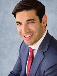 Chris Gainey's Instagram, Twitter & Facebook