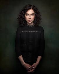 2 172 Likes 34 Comments Joel Grimes Joelgrimesworkshops On Instagram Catharina Berg Headshots Women Studio Photography Poses Portrait Photography Women