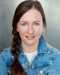 Leigh Douglas's Instagram, Twitter & Facebook