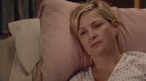 Grey's Anatomy 9x02, commento foto: Mark si risveglia ma solo per dire addio