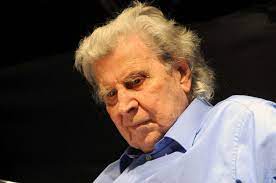 Einai apati, o nikos theodorakis den . Myv2ckhgk Xtam