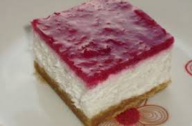 Quark Pudding Torte Mit Erdbeeren Und Tortenguss Ohne Backen Page 2 Kasekuchen Mit Himbeeren Kuchen Rezepte Kuchen Ohne Backen
