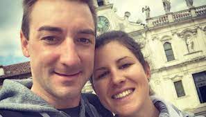 Nella vita è già assai complicato realizzare un grande sogno, quando addirittura ne realizzi due, grandi ed in contemporanea, è qualcosa di assolutamente straordinario. Chi E Elena Cecchini La Fidanzata Di Elia Viviani Dilei