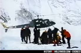 Everest is one of the most technically impressive films you'll see this year. Everest Movie Vs True Story Of 1996 Mount Everest Disaster