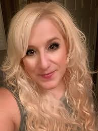 Marisol Espinal's Instagram, Twitter & Facebook