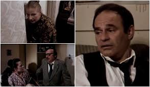 4 alternative (disjunction) street) is a polish comedy tv series that was completed in 1983 and, due to the censorship, first aired only in 1986. Kultowe Alternatywy 4 Obchodza Dzisiaj Wielkie Swieto Malo Zabraklo Aby Serial W Ogole Sie Nie Ukazal Swiat Radosci