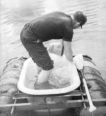 The new tubbs lake resort is located in central michigan. Ludington Man Crossed Lake Michigan In Bathtub To Manitowoc In 1969