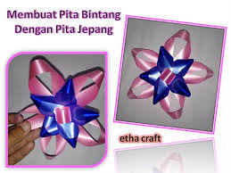 Berikut ini 15 makanan khas natal dari berbagai negara. Etha Craft Membuat Pita Bintang Dari Pita Jepang