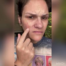 I’m not going to lie- these are pretty fun to make. Also- I wanted to show  off this golden girls shirt 😂, Adding that the shirt is by JLynn’s Custom  Creations!