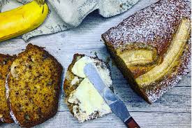 Sofficissime ciambelle alla banana, un'idea simpatica per utilizzare le banane in eccesso. Ciambellone Alla Banana E Cioccolato La Ricetta Food N Rock