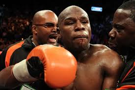 Main Stand ] ใครใช้ให้อ่อนหัด? : น็อค "ออร์ติซ" ... ชัยชนะขี้โกงที่  "ฟลอยด์" จะไม่มีวันเอ่ยคำขอโทษ "ผมคิดมาตลอดว่าไอ้ฟง ไอ้ฟลอยด์  นี่มันคือใครเหรอ? ... เดี๋ยว 17 กันยายน 2011  ทุกคนก็รู้เองว่าใครจะหมู่ใครจะจ่า ฉากส