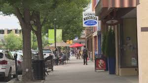 Aggressive fire behaviour at the white rock lake wildfire between vernon and kamloops is putting up massive plumes of smoke over the region. Half Of Vernon B C Businesses Report Significant Negative Impact From Pandemic Survey Okanagan Globalnews Ca