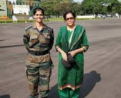 07.09.2020 · nirmala sitharaman daughter news: Viral Post Of Nirmala Sitharaman With Her Army Officer Daughter Is Fake