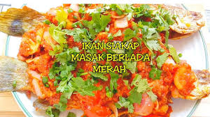 Lihat juga resep ikan kerapu goreng tepung cabe ijo enak lainnya. Ikan Siakap Masak Berlada Merah Youtube