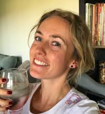 Amy Paynter's Instagram, Twitter & Facebook