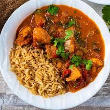 Easy Slow Cooker Chicken Curry Recipe In 2021 Slow Cooker Chicken Curry Slow Cooker Chicken Slow Cooker Chicken Healthy