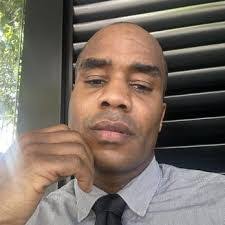 Kerry Stephenson's Instagram, Twitter & Facebook