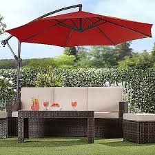 Cantilever parasols (umbrellas) are some of the most technologically advanced ones available on the market. Garden Gear Cantilever Parasol Thompson Morgan