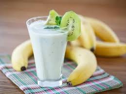 Milk Shake Panache Aux Fruits Recette Recettes De Cuisine Recette Milk Shake Recette Kiwi