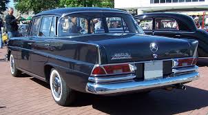 Mercedes W111 220sb Rear Mtp07 Mercedes Benz W111 Wikipedia Old Mercedes Mercedes Benz 220 Mercedes Benz