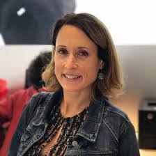 Kari Pope's Instagram, Twitter & Facebook