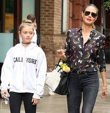 Discover the wiki page of heidi klum's daughter with biography, age, family, exclusive photos, contact and latest information at celebrity.fm. Helene Boshoven Samuel Wiki Bio On The 16 Y O Doppelganger Of Heidi Klum