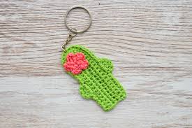 Cómo hacer un amigurumi cáctus amigurumi amigurumis. Patrigurumis Llavero Cactus Facil Diy