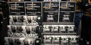 Et tout ça avec le tapage bien veillant des médias qui se sont de l'audience pour pa cher. Mon Pays C Est L Amour L Album De Johnny Hallyday Est Deja Disque De Platine Le Huffpost