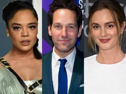When the generator delivers the random celebrity, each person will have to name another star related to the first one and explain how the two are connected. Veronica Mars Celebrity Guest Stars You Probably Forgot