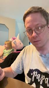 Eatin bugs! #bugs #fearfactor #fyp #entomology #beetlejuicetiktok #crickets