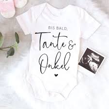 Unsere eltern, meine omas, meine onkel und tanten mit ihren töchtern und söhnen, auch meine nichten und neffen. Body Bis Bald Tante Onkel Geschenkidee Uberraschung Madison Online Shop