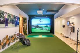 Here are a few of the benefits of including an outdoor putting green with your next. On The Market 4 Homes With The Best Putting Greens