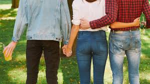 Polyamorous relationships can be hierarchical, with one partner being the primary partner, or nonhierarchical, in which all partners have equal status. Polyamory Everything You Need To Know Throuples Communication More