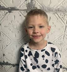 This was her first time in my chair, we busted through some permanent color  for the summer 🤩