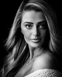 Danielle Mcnew's Instagram, Twitter & Facebook