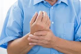 Karpaltunnelsyndrom Wenn Die Hand Immer Einschlaft Gesundheit De