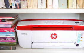 Sie werden bei einem drucker für zuhause test feststellen, dass die verschiedenen modelle sich in der druckgeschwindigkeit, in der maximalen auflösung und in der papierkapazität unterscheiden. Der Kleinste All In One Wireless Drucker Fur Zuhause Der Hp Deskjet 3732 Mit Freebie Fur Euch Scrapimpulse