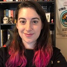 Emilie Lewis's Instagram, Twitter & Facebook