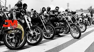 The Independent Biker And Advantages Of Not Being In A Motorcycle Club Motorcycle Clubs Motorcycle Events Motorcycle