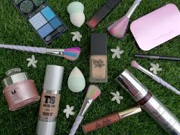 Nah, itu dia tadi 10 bedak compact terbaik untuk kulit kering. Foundation Lokal Malaysia Yang Bagus Murah Dan Terbaik Ieyra Com