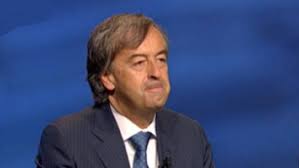 Risvolto ho a che fare con i computer e le videoconferenze quanto gli abitanti gli abitanti del sahara con il nuoto, pensa il commissario charitos quando viene invitato a risolvere un caso senza muoversi da casa. Roberto Burioni Una Sconosciuta Sotto Casa Mia Ecco Chi Era