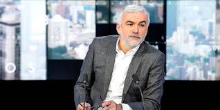 Cnews (l'heure des pros), rtl (les auditeurs ont la parole), le point. Pascal Praud 2017 Annee De La Sottise Le Point