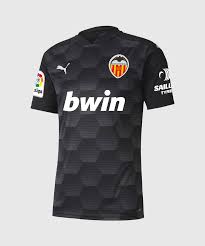 Valencia have won six la liga titles, eight copa del rey titles, one supercopa de españa and one copa eva duarte. Black Goalkeeper Jersey 20 21 Valencia Club De Futbol