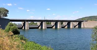 Neue donau ist in wien und hat eine höhe von 147 meter. Einlaufbauwerk Langenzersdorf Wikipedia